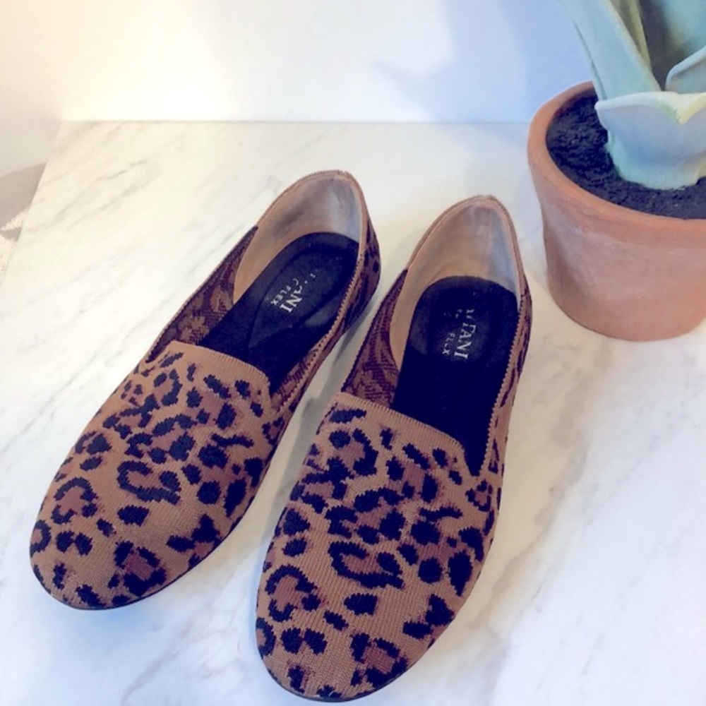 ALFANI-Golden Brown & Black Animal Print Slip On Loafers-Size 7 - Picture 2 of 10